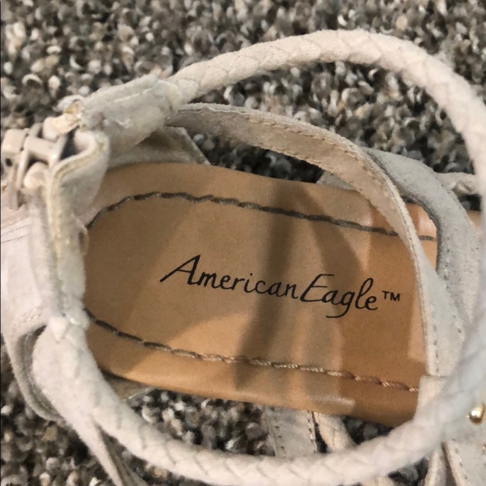 sandals - Picture 2 of 4